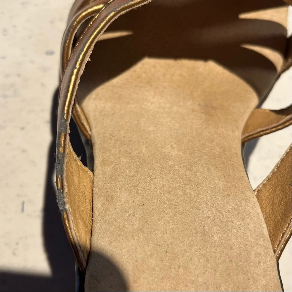 Bass Women's Sz 10 Brown Classic Vacation Travel Leather 3in Heel Slide Sandals